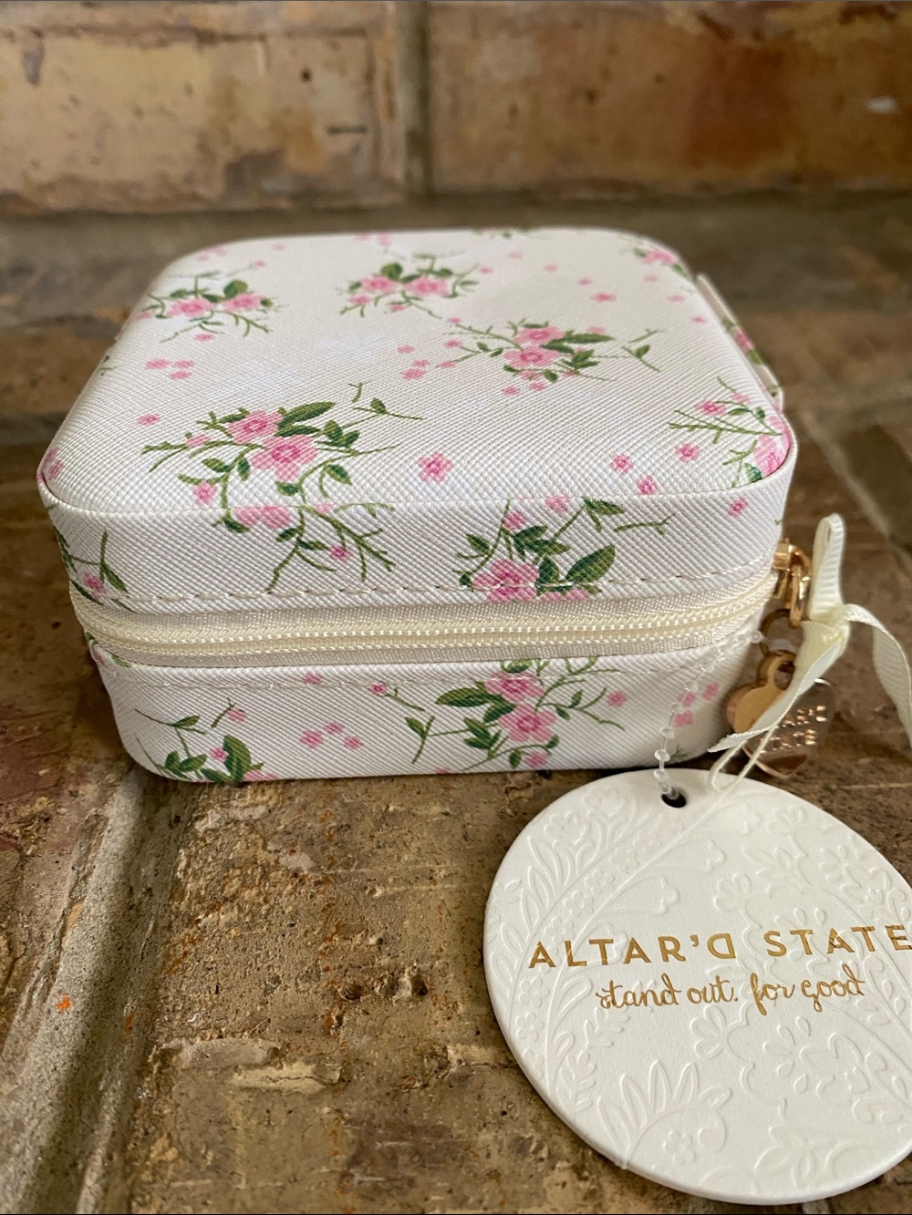 Altar'd State Cream Jewelry Travel Case with Pink Floral Print